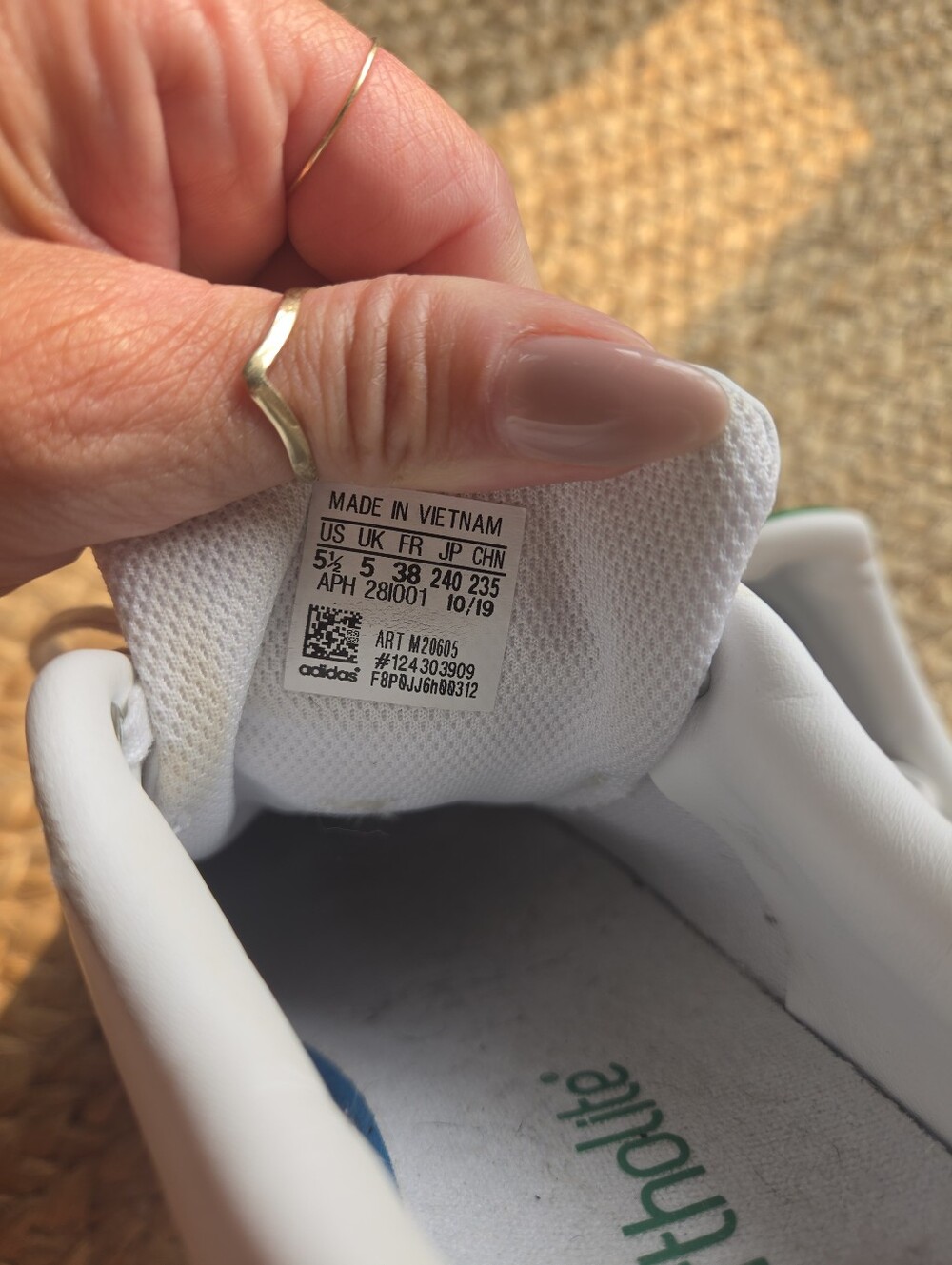 Womens Stan Smith Adidas Sneakers Size 7. - Picture 6 of 6